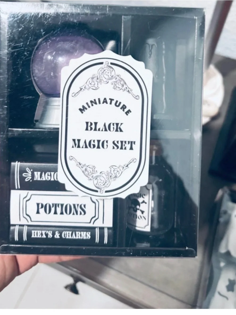 Miniature Black Magic Set - Black